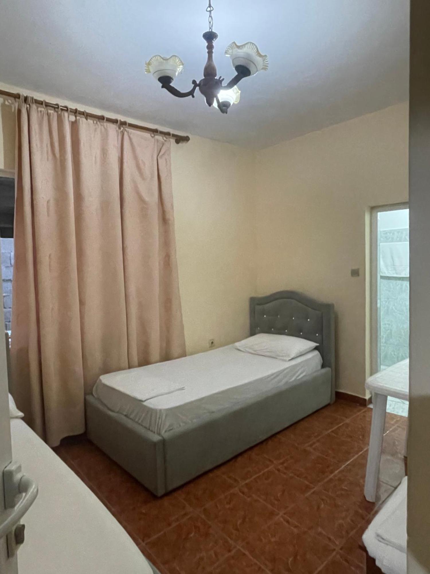 Hotel Gjika Sarandë 외부 사진