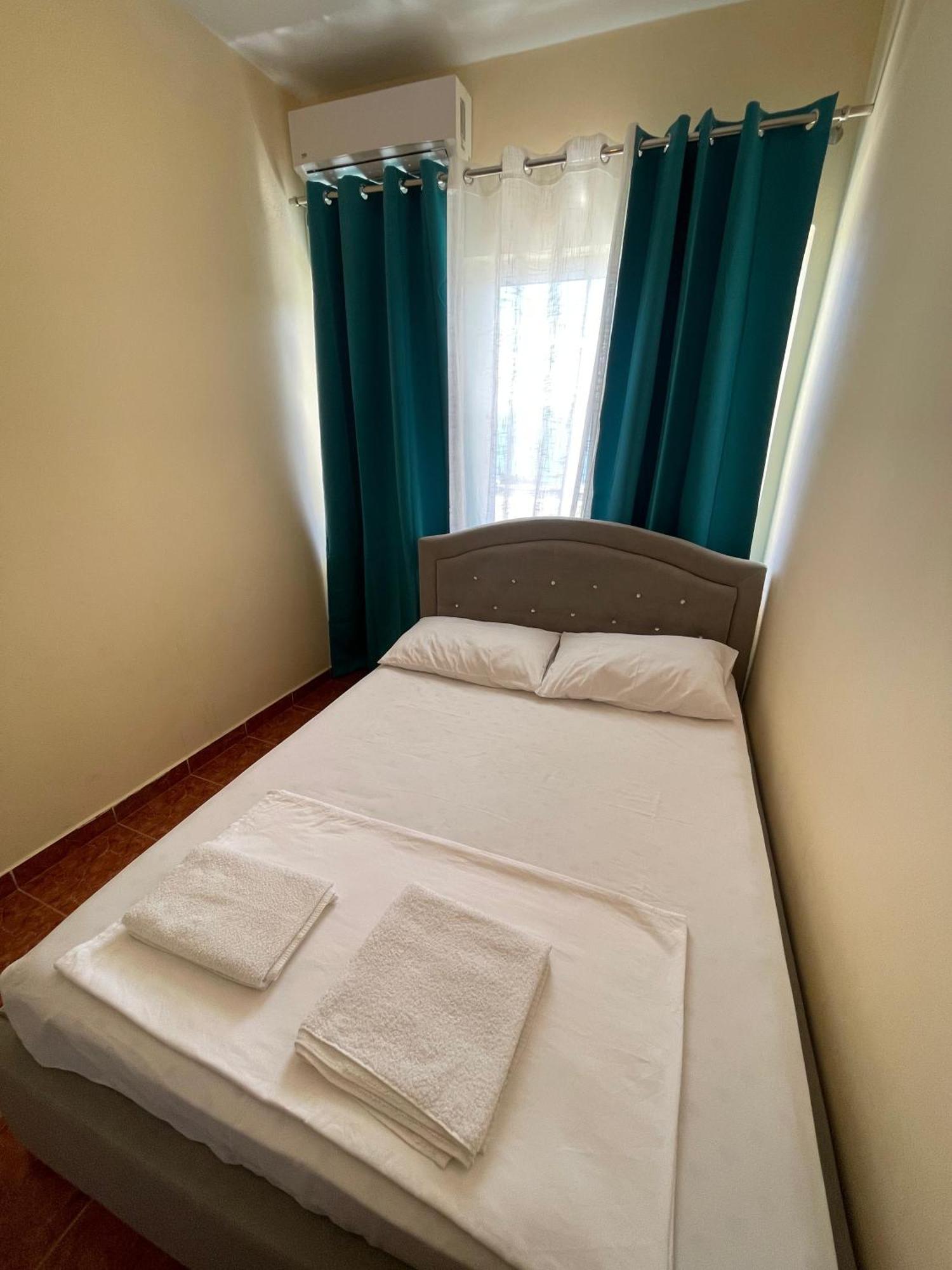 Hotel Gjika Sarandë 외부 사진
